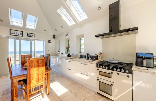 Prestatyn Cottage | 4 bedroom accommodation in Prestatyn