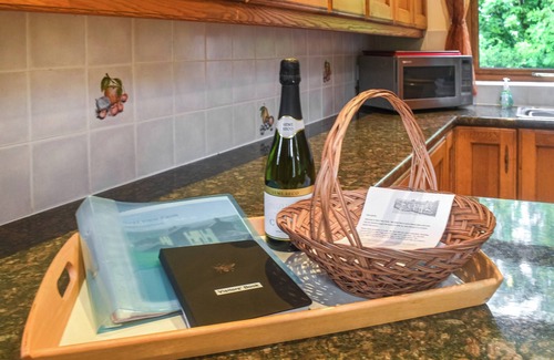Ingrow Cottage | 4 bedroom accommodation in Hainworth, near Keighley