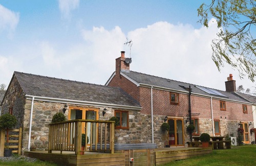 Penyffordd Cottage | 4 bedroom accommodation in Penyffordd, near Chester