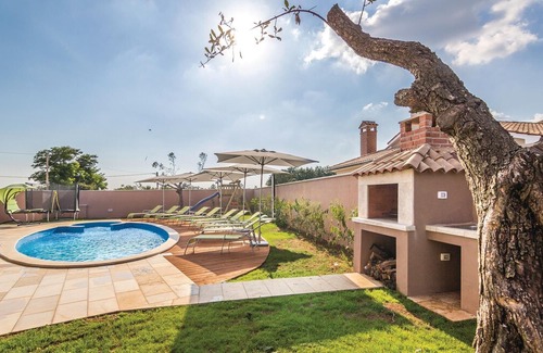 Bibici House | 4 bedroom accommodation in Bibici