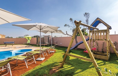 Bibici House | 4 bedroom accommodation in Bibici