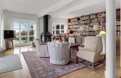 Ronne House | 4 bedroom accommodation in Rønne