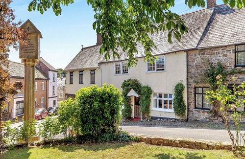 Stratton Cottage | 4 bedroom accommodation in Stratton, near Bude