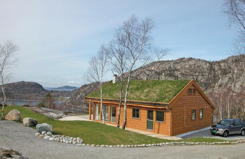 Forsand House | 4 bedroom accommodation in Forsand