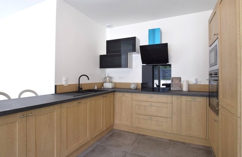 Grentheville House | 4 bedroom amazing home in GRENTHEVILLE