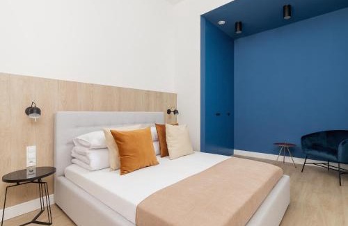 Stare Miasto Apartment | 4 Bedroom Apartment - Private Parking - Main Square