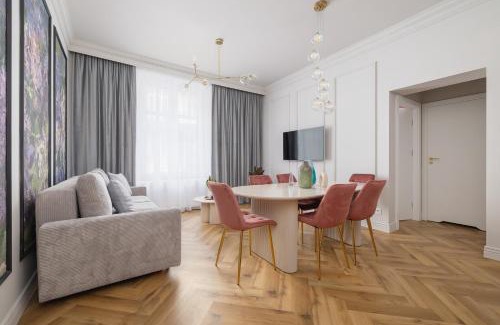 Wesoła Zachod Apartment | 4 Bedroom Apartment with a Sauna - Zyblikiewicza 5