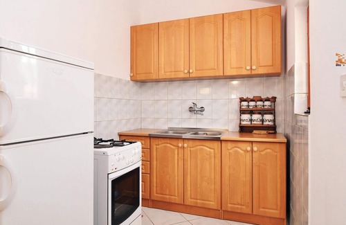 Krusevo House | 4 bedroom awesome home in Krusevo