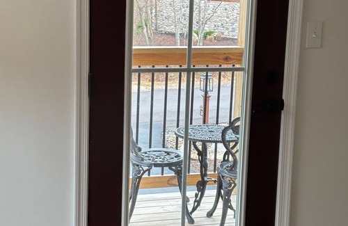 Sybertsville Ski Chalet | 4 bedroom chalet in charming Eagle Rock Resort EAGLE ROCK PROPERTY OWNERS ONLY!