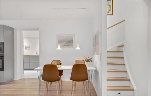 Lokken House | 4 Bedroom Cozy Home In Løkken