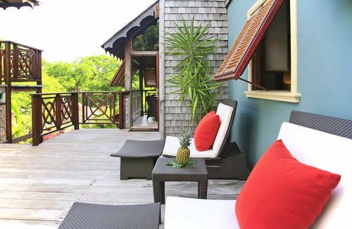 Trouya Villa | 4-bedroom Family Friendly Luxury Villa