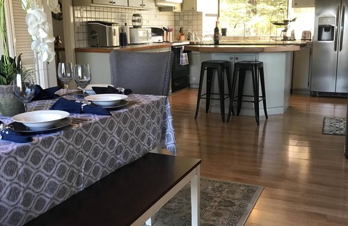 Healdsburg House | 4 bedroom home at the gateway to Alexander Valley.