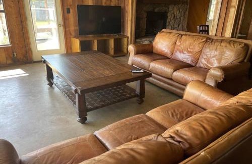 Mineral Wells House | 4-bedroom home with gorgeous view