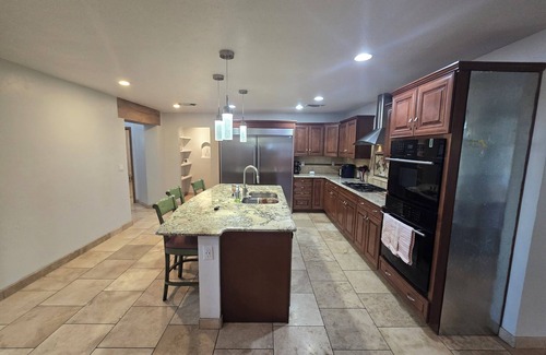 Northeast Heights House | 4-bedroom house in awesome Albuquerque with stunning Mountain View