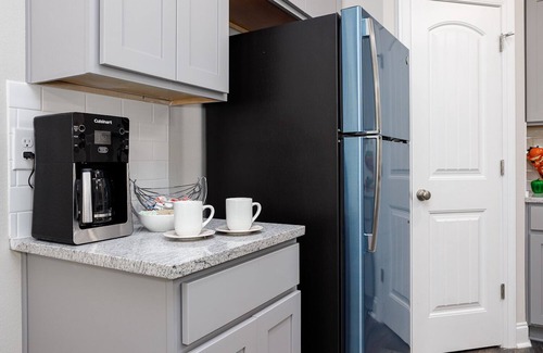 Independence House | 4-bedroom house in superb Independence with AC