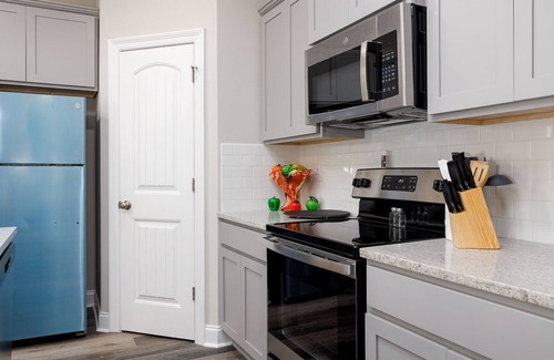 Independence House | 4-bedroom house in superb Independence with AC