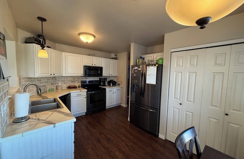 Pear Park House | 4-bedroom house in marvelous Grand Junction with AC, WiFi