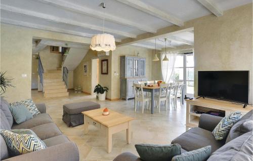 Fazana House | 4 Bedroom Lovely Home In Fazana