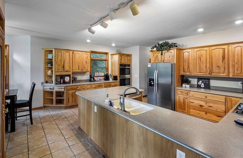 Whittier House | 4-Bedroom Mountain House w/Golf Course View, Hot Tub, Pool Table, & Foosball!