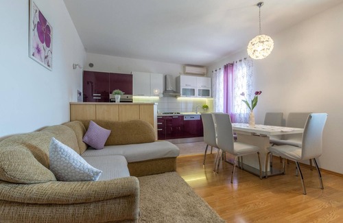 Jesenice House | 4 bedroom nice home in Jesenice