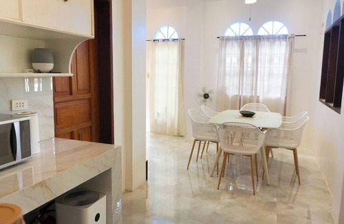 Puerto Princesa City Centre House | 4-bedroom Vacation Home in awesome Puerto Princesa City with AC, WiFi