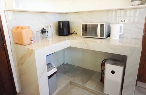 Puerto Princesa City Centre House | 4-bedroom Vacation Home in awesome Puerto Princesa City with AC, WiFi