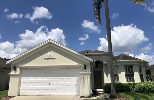 Calabay Parc House | 4 Bedroom Pool Home withSpa/Lanai/Game Room. Close to the Attractions