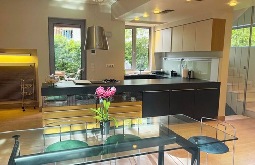 Glyfada Villa | 4 bedroom villa, with terrace in the center of Glyfada