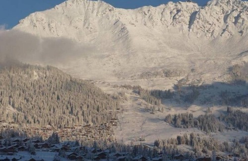 Verbier Ski Chalet | 4 bedrooms apartement, cheminey, Wifi, equiped kitchen, sauna, view, balcon