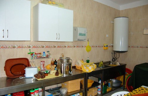 Guarda House | 4 bedrooms house with shared pool, garden and wifi at Vila Fernando