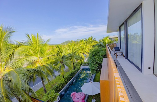 Duong To Villa | 4 bedrooms villa, 10 minutes walk to the beach, 10 minutes to airport/center