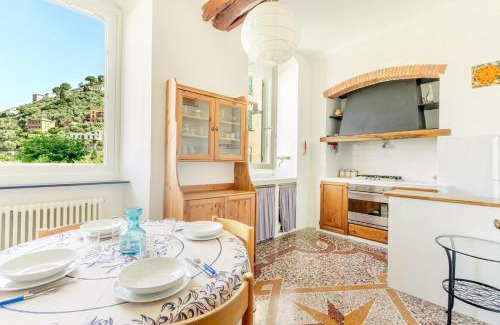 Camogli Apartment | 4 beds-sea view with private garage