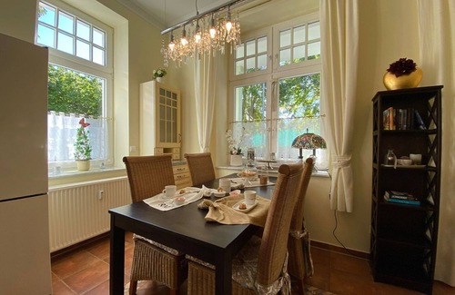 Ostseebad Kuhlungsborn Apartment | 4 Belle Etage in Bädervilla - Ruhig, Sonnig am Lindenpark! Strand < 300m