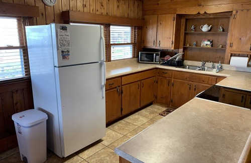Colington Cottage | 4 BR, 2 BA Cottage Kill Devil Hills, Close to the ocean, NO Steps