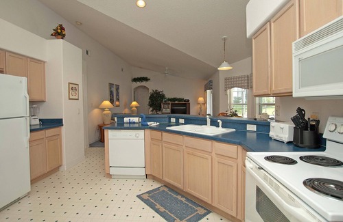 Greater Groves House | 4 BR/3 BA orlando vacation pool home in Clermont, BBQ Grill, Free Wifi!