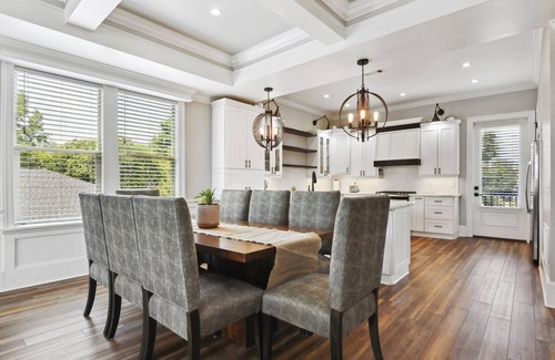 Gulfport House | 4 BR/4 Ensuite Bath/Games/Walk to Beach & Heated Pool/Spa