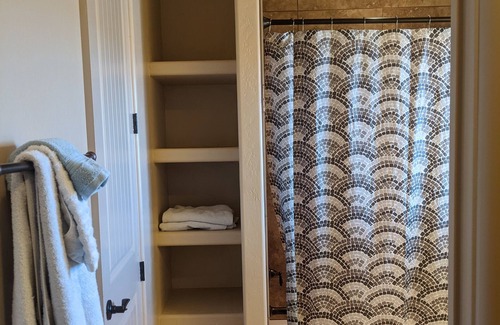 Page House | 4 BR Arizona Aloft - Lake Powell View with Garage