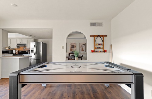 Plano House | 4 BR I Private Pool I BBQ I Patio I Garage Parking
