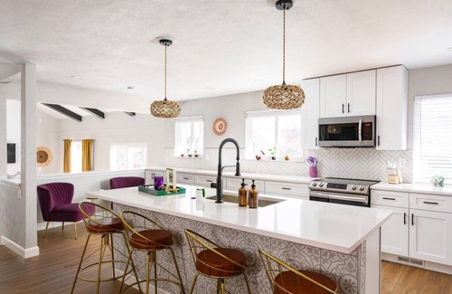 Northwest Arvada House | 4 BR Modern Home With Pool Table and Fire Pit