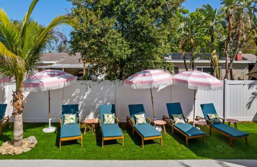 Seminole House | 4 Br Oasis Pool Tiki Hut Hot Tub Ping Pong Arcade