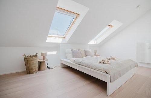 Mitte Apartment | 4 BR Penthouse - WHIRLPOOL - ZENTRAL - KÜCHE - WIFI - KAFFEE - GERÄUMIG - TERRASSE - PARKHAUS