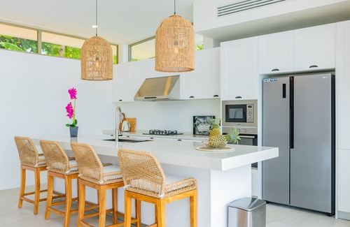 Choeng Mon Villa | 4 BR Sea View Private Pool Villa Short Walk to Choeng Mon Beach