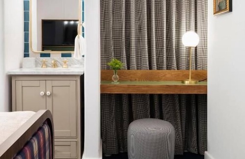 Civic Core House | 4 Comfortable King Rooms at Palihotel San Diego, Near Sunset Cliffs!