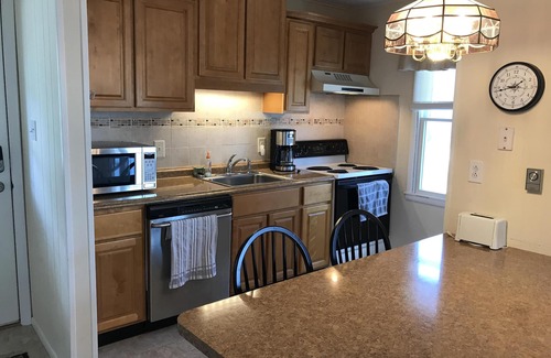 Holgate House | 4 Houses To The Beach, Quiet Area, 2nd Floor Unit