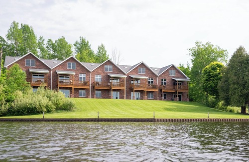 Ludington Condo | #4 Lake Front Condo - Hamlin Lake, Ludington, MI - 10 Guests