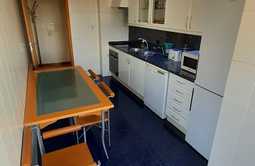 Portela Apartment | 4 Large Rooms and big Beds With a View to Nature Braga