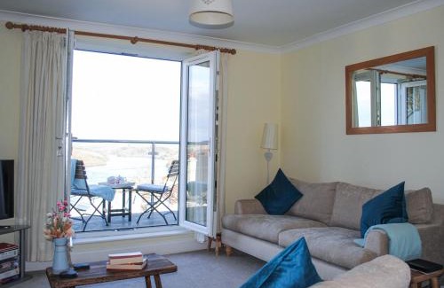 Salcombe House | 4 Lyndhurst