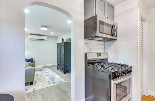 Pueblo Cottage | 4 Mi to Dtwn: Cozy Home in Pueblo