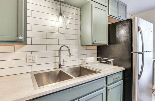 Pueblo Cottage | 4 Mi to Dtwn: Cozy Home in Pueblo