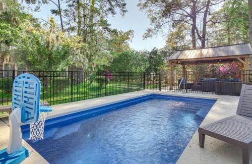 Garden City House | 4 Mi to Savannah Home with Gazebo and Seasonal Pool!